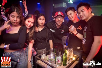 Maurice West ที่ Warmup Cafe Chiangmai — photo 54