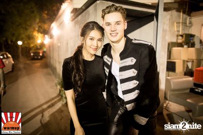 Maurice West ที่ Warmup Cafe Chiangmai — photo 127