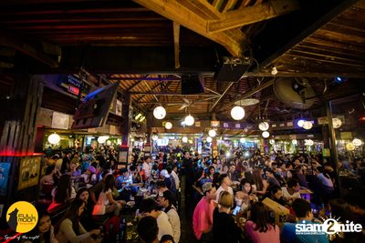 Pang Nakarin at Fullmoon Terrace & Bar — photo 54