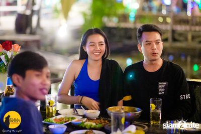 Pang Nakarin at Fullmoon Terrace & Bar — photo 73