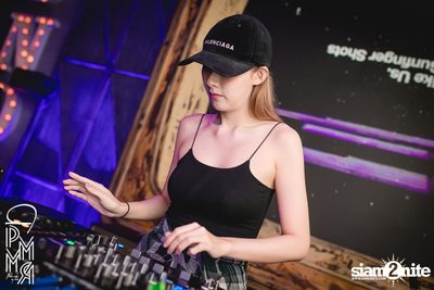 PleaseMakeMyRoom & ZNAP present Atom Chanakan at DND Club — photo 13