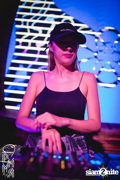 PleaseMakeMyRoom & ZNAP present Atom Chanakan at DND Club — photo 15