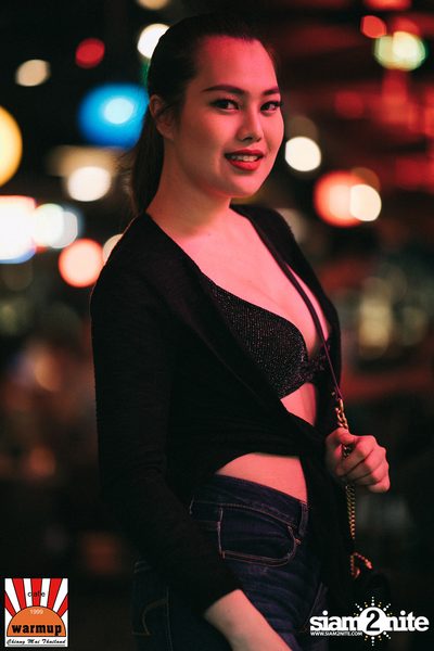 Wanyai x Monik ที่ วอร์ม อัพ คาเฟ่ เชียงใหม่ — photo 13