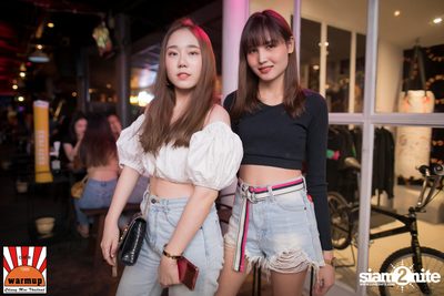 Wanyai x Monik ที่ วอร์ม อัพ คาเฟ่ เชียงใหม่ — photo 20
