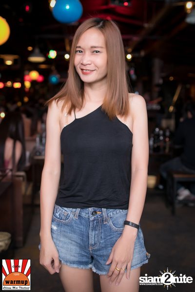 Wanyai x Monik ที่ วอร์ม อัพ คาเฟ่ เชียงใหม่ — photo 24
