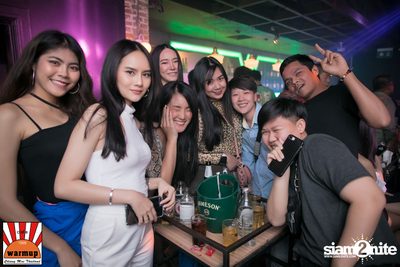 Wanyai x Monik ที่ วอร์ม อัพ คาเฟ่ เชียงใหม่ — photo 45