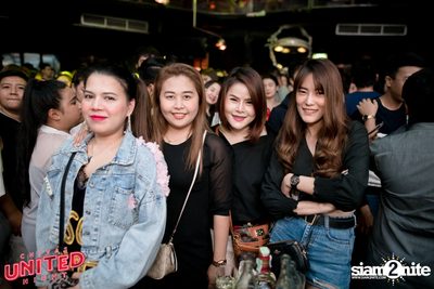 หนุ่ม กะลา ที่ ลิซึ่ม — photo 100