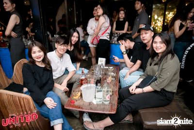 หนุ่ม กะลา ที่ ลิซึ่ม — photo 108