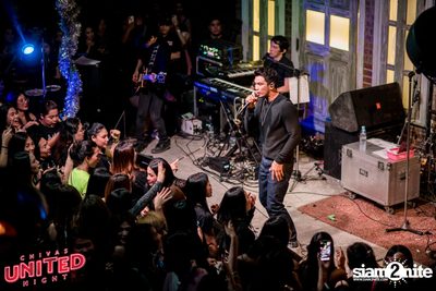 หนุ่ม กะลา ที่ ลิซึ่ม — photo 167