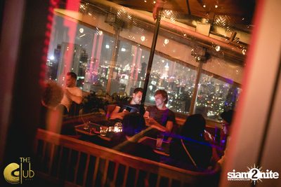 Koi Saturdays กับ DJ Tob x MC Arthur Yessir ที่ เดอะคลับ แอท คอย — photo 33