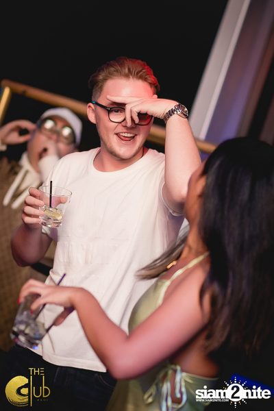 Koi Saturdays กับ DJ Tob x MC Arthur Yessir ที่ เดอะคลับ แอท คอย — photo 36