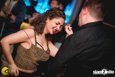 Koi Saturdays กับ DJ Tob x MC Arthur Yessir ที่ เดอะคลับ แอท คอย — photo 42