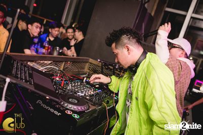 Koi Saturdays กับ DJ Tob x MC Arthur Yessir ที่ เดอะคลับ แอท คอย — photo 56