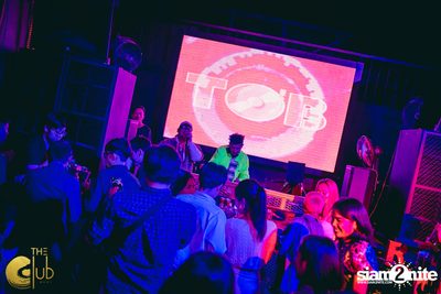 Koi Saturdays กับ DJ Tob x MC Arthur Yessir ที่ เดอะคลับ แอท คอย — photo 79