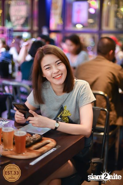 เอิร์ธ ภัทราวี ที่ EST.33 สาขา The Nine พระราม 9 — photo 9