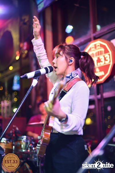 เอิร์ธ ภัทราวี ที่ EST.33 สาขา The Nine พระราม 9 — photo 97
