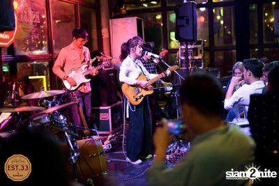 เอิร์ธ ภัทราวี ที่ EST.33 สาขา The Nine พระราม 9 — photo 116