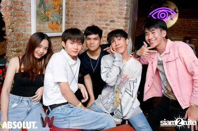 K Pop Night at Wine Bridge — photo 32