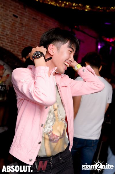 K Pop Night at Wine Bridge — photo 41