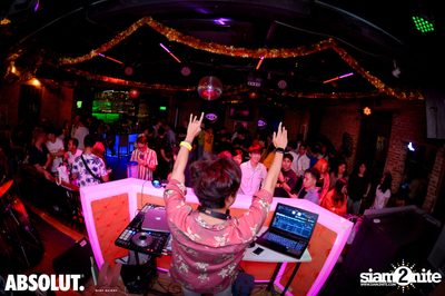 K Pop Night at Wine Bridge — photo 53