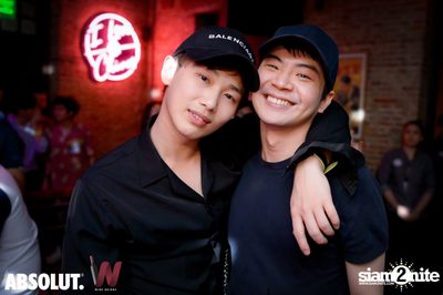K Pop Night at Wine Bridge — photo 64