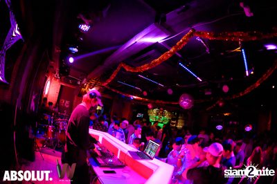 K Pop Night at Wine Bridge — photo 76