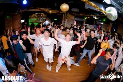 K Pop Night at Wine Bridge — photo 99