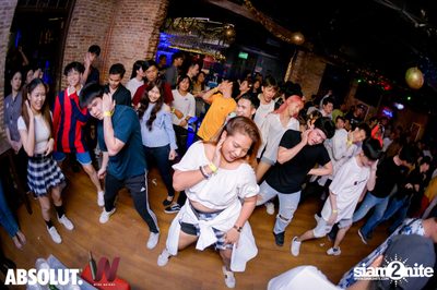 K Pop Night at Wine Bridge — photo 102