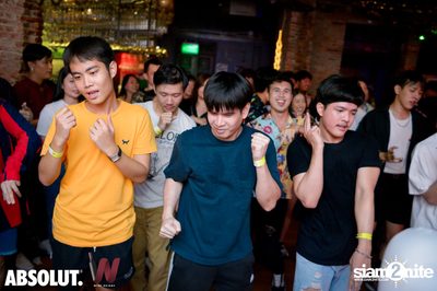 K Pop Night at Wine Bridge — photo 112