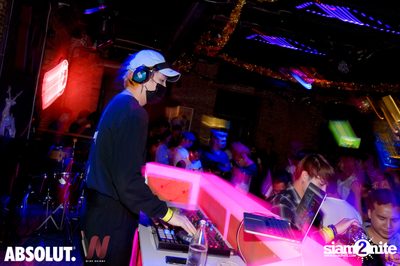 K Pop Night at Wine Bridge — photo 119