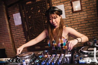 Inferno Disco ที่ แม็กกี้ ชูส์ — photo 25