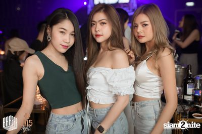 D15 Nights Freestyler presents TV Noise at Barbarbar — photo 15