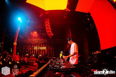 D15 Nights Freestyler presents TV Noise at Barbarbar — photo 27