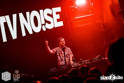 D15 Nights Freestyler presents TV Noise at Barbarbar — photo 126