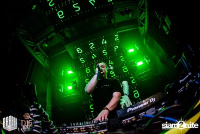 D15 Nights Freestyler presents TV Noise at Barbarbar — photo 138