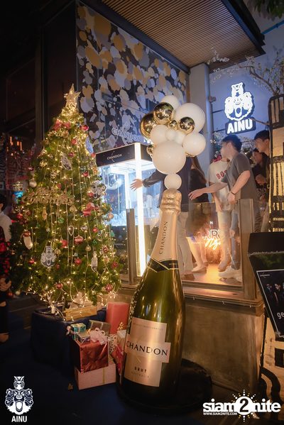Christmas Eve Party w/ Getsunova at AINU Bar — photo 7