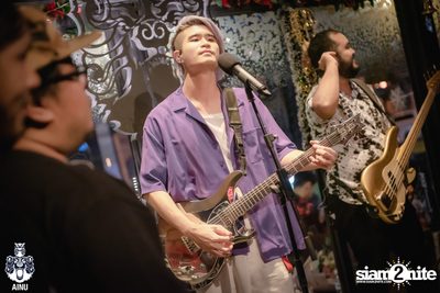 Christmas Eve Party w/ Getsunova at AINU Bar — photo 57
