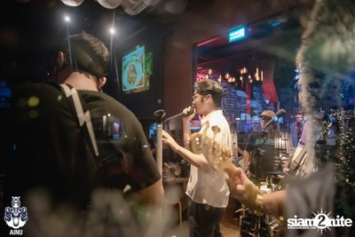 Christmas Eve Party w/ Getsunova at AINU Bar — photo 83
