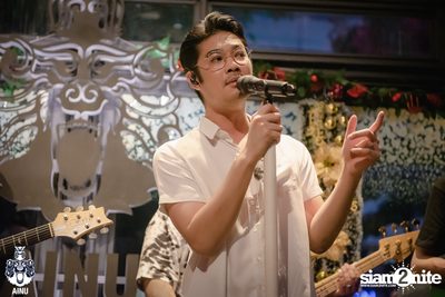 Christmas Eve Party w/ Getsunova at AINU Bar — photo 104