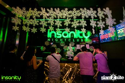 Christmas Party กับ DJ Janice ที่ อินเซนิตี้ ไนท์คลับ — photo 7