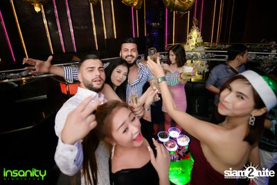 Christmas Party กับ DJ Janice ที่ อินเซนิตี้ ไนท์คลับ — photo 11