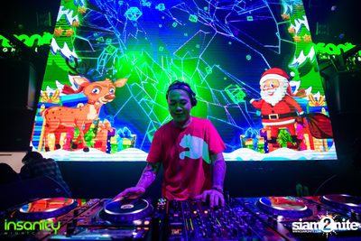 Christmas Party กับ DJ Janice ที่ อินเซนิตี้ ไนท์คลับ — photo 53