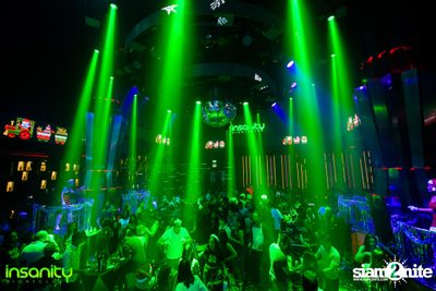 Christmas Party กับ DJ Janice ที่ อินเซนิตี้ ไนท์คลับ — photo 54