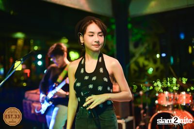 ALIZ x Bowky Lion ที่ EST.33 | สาขา Crystal Design Center — photo 13
