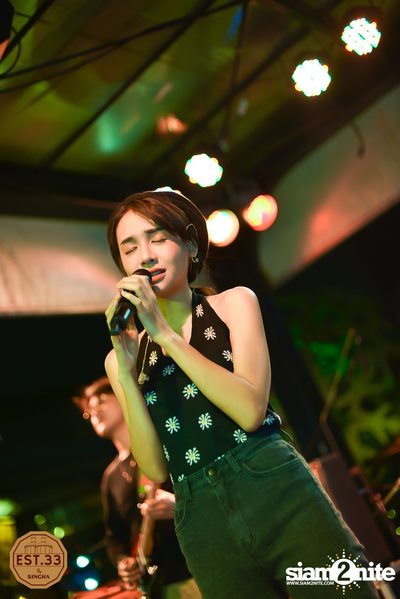 ALIZ x Bowky Lion ที่ EST.33 | สาขา Crystal Design Center — photo 16