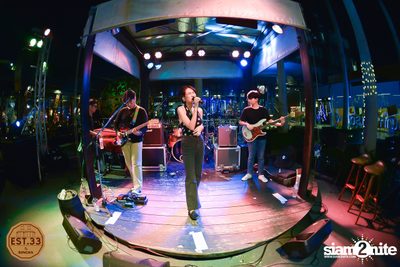 ALIZ x Bowky Lion ที่ EST.33 | สาขา Crystal Design Center — photo 20