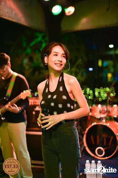 ALIZ x Bowky Lion ที่ EST.33 | สาขา Crystal Design Center — photo 28