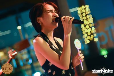 ALIZ x Bowky Lion ที่ EST.33 | สาขา Crystal Design Center — photo 69