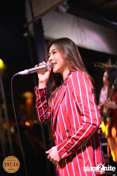 ALIZ x Bowky Lion ที่ EST.33 | สาขา Crystal Design Center — photo 162