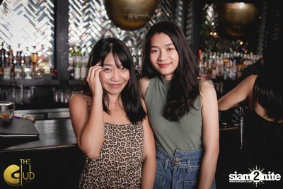 Fridays ft. DJ E-man (USA) | เดอะคลับ แอท คอย — photo 21